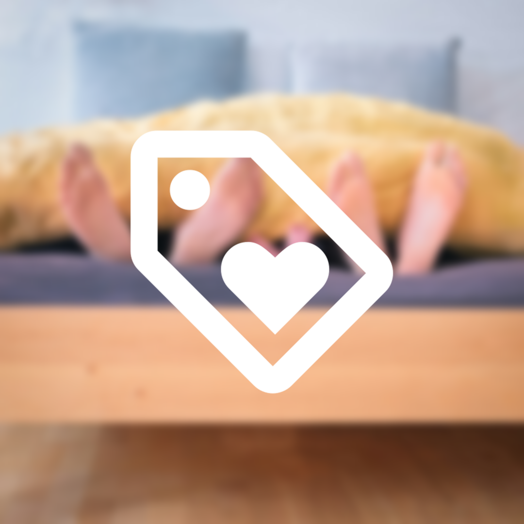 Staying Connected with Friends and Family While Traveling